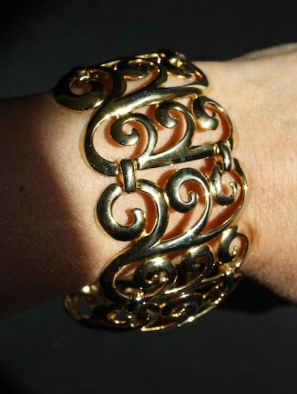 Vintage Wide Cuff Bracelet Gold tone Filigree Statement piece fold over clasp